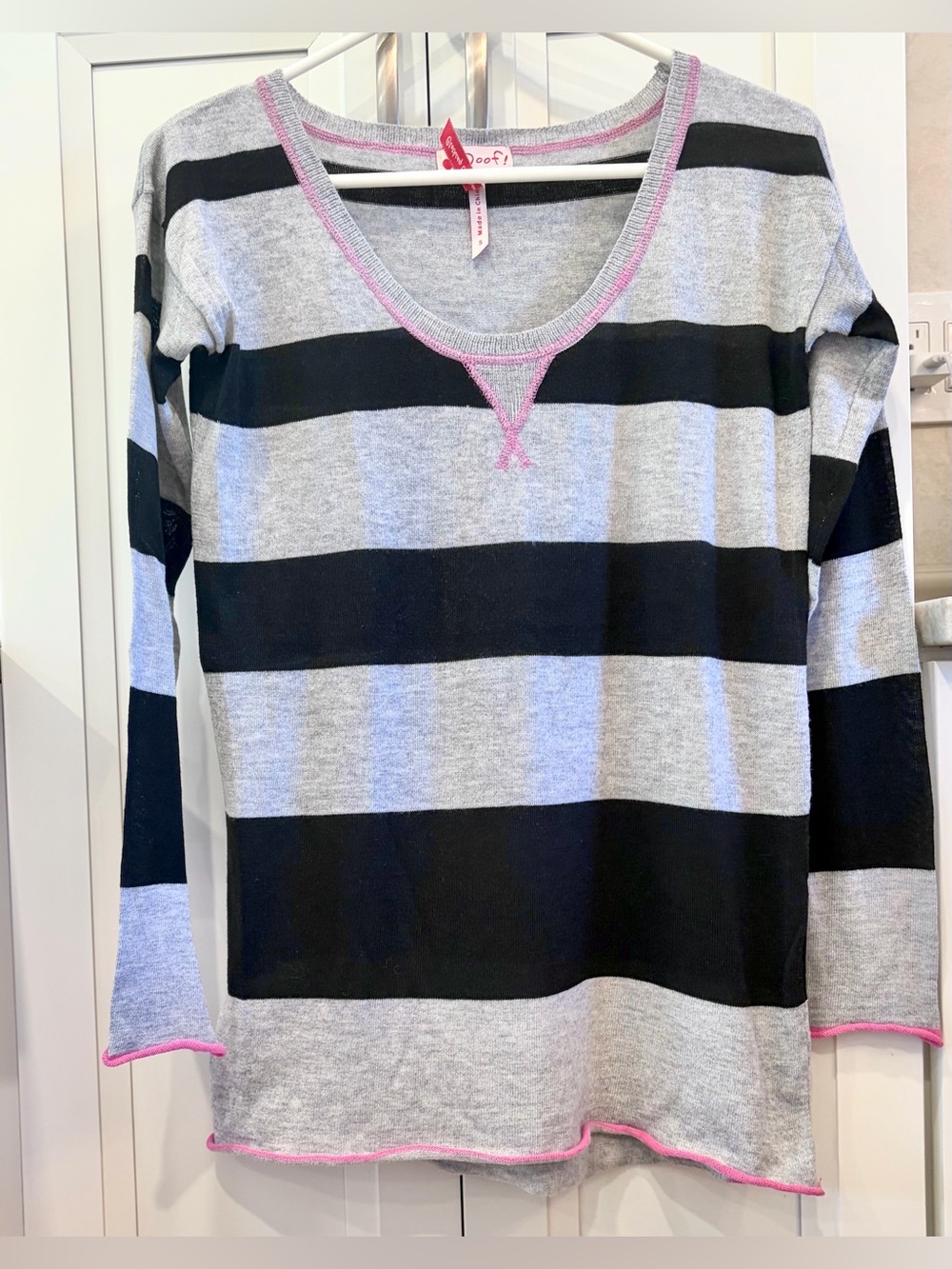 NWOT! Fine Gauge LS Sweater